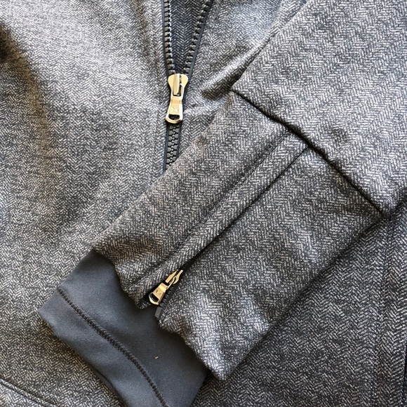 NWT Under Armour Studiolux Yoga Jacket Grey M - Picture 5 of 12